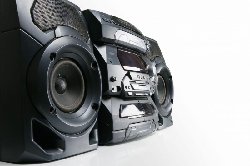 Who Should You Contact for a Home Theater Installation in Wichita?
